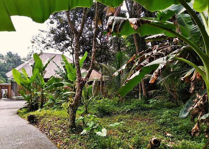 Villa Bawah *